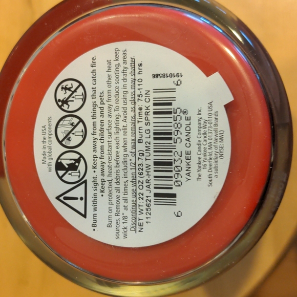 Yankee Candle Sparkling Cinnamon - Picture 3 of 3